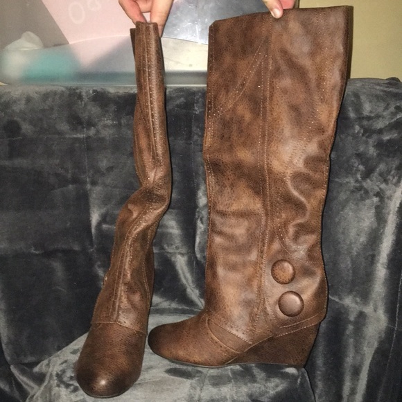 Not Rated women’s size 8 brown boots - Picture 1 of 3